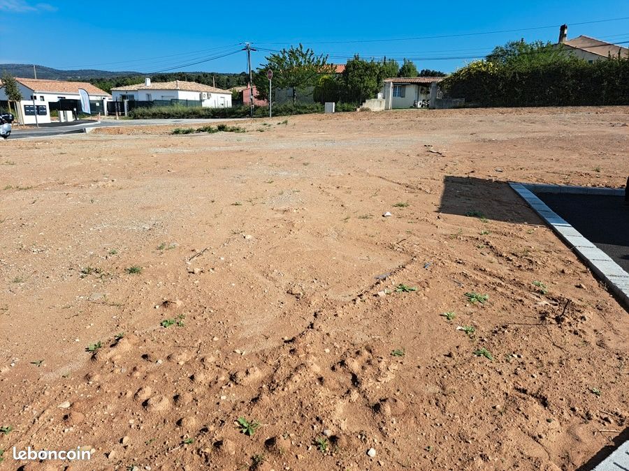 Terrain 600 m² Pourrieres · à Pourrières · 210 000 €
