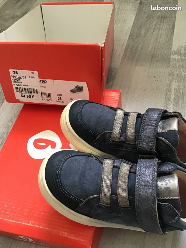 Chaussures taille 26 (image 1)