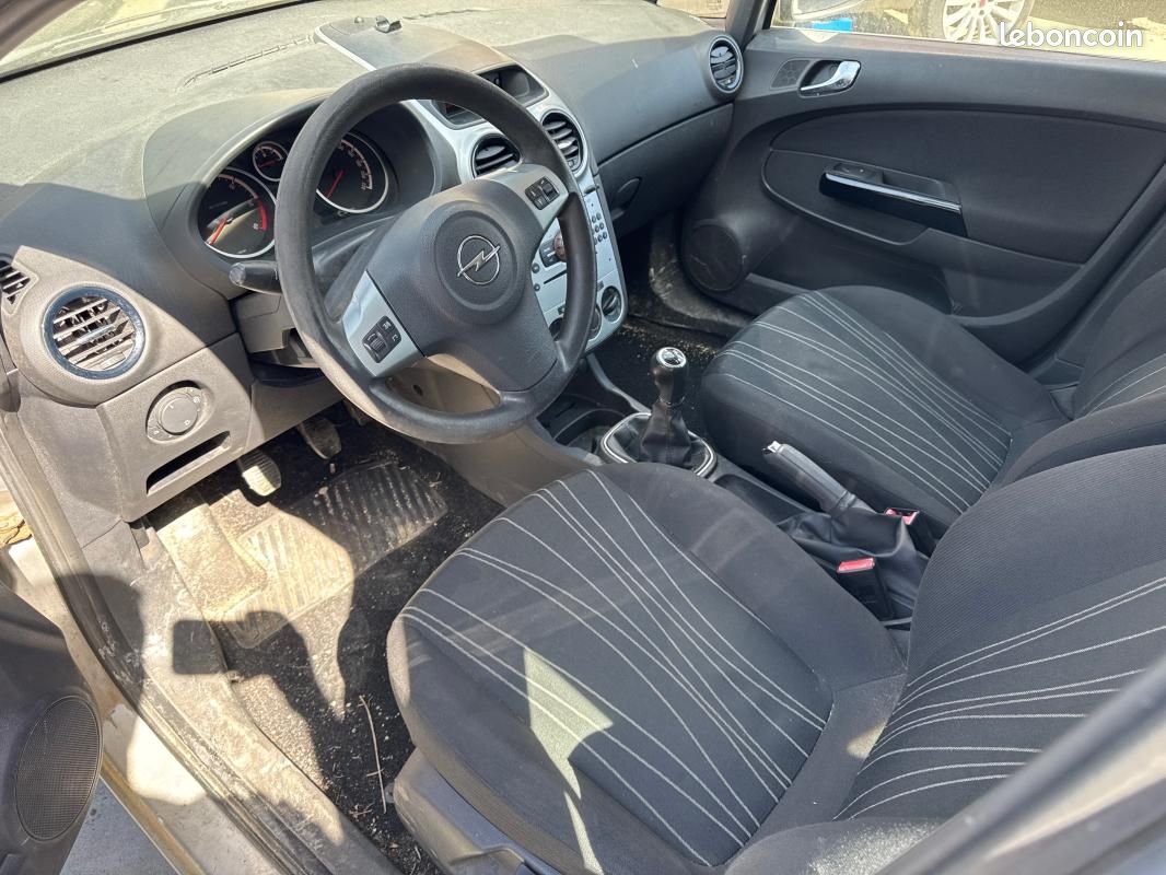 Opel Corsa D PHASE 1 1.3 CDTI - 16V TURBO (image 5)