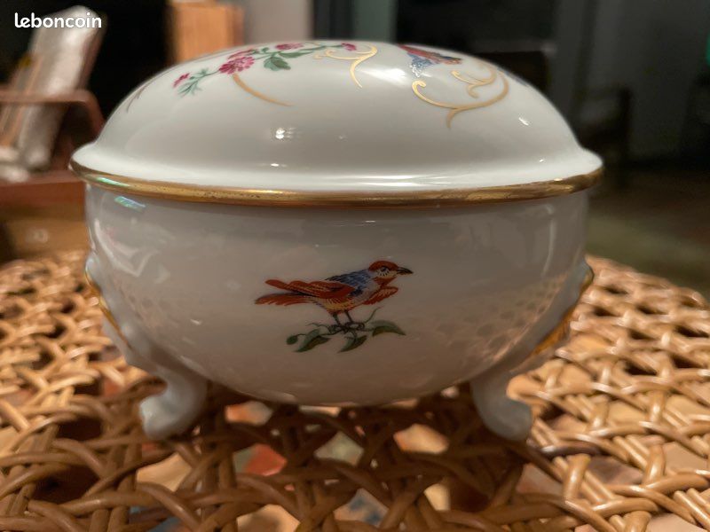 Bonbonnière en porcelaine de limoges diamètre 13 - haut 9 (image 5)