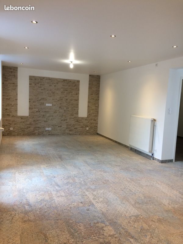 Maison 10 pièces 200 m² · à Châteaubriant · 200 m² · 1 100 €/mois