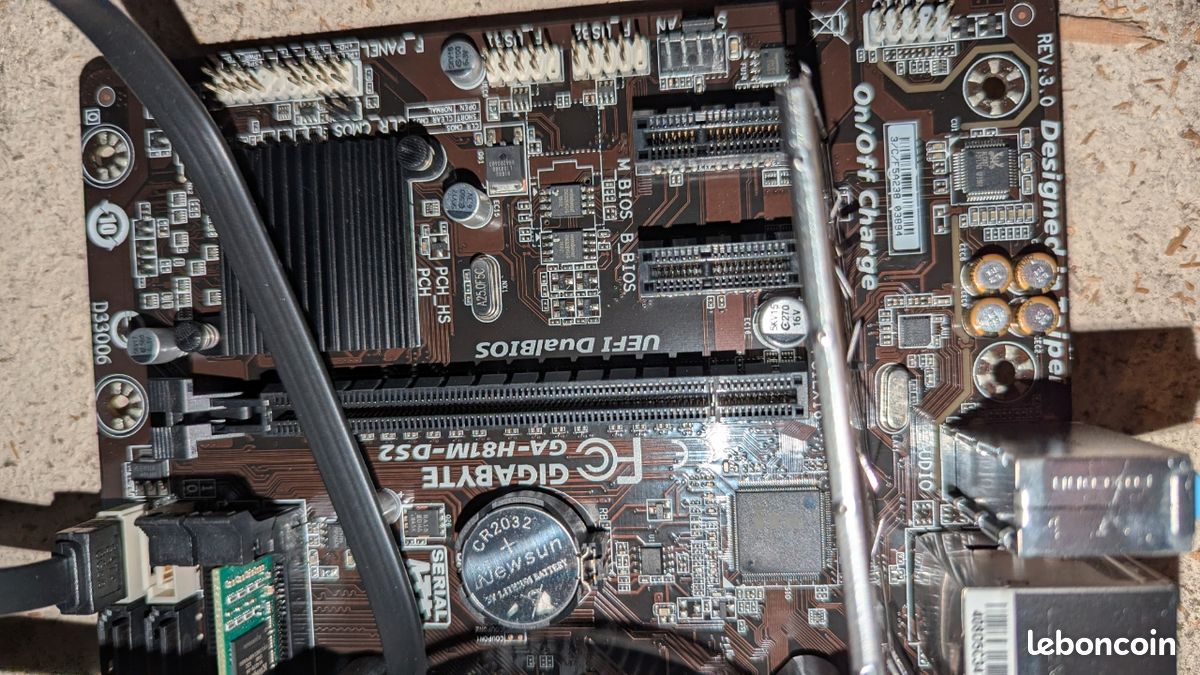 LOT CARTE MÈRE MSI H97 PC Mate + i7-4790 + 16go Ddr3 EUR