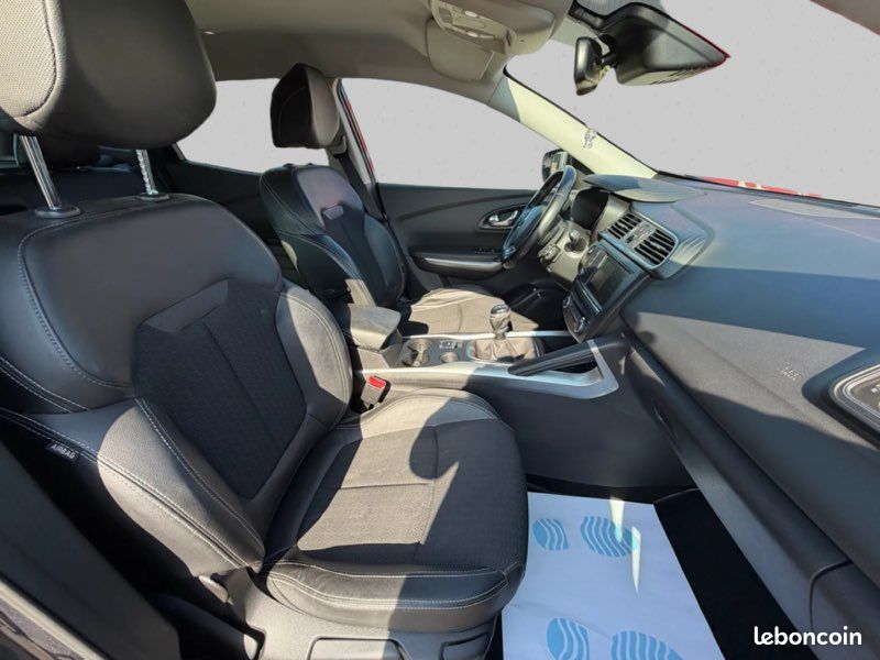 RENAULT Kadjar 1.6 dCi 130 cv,Finition Intens,Excellent état,Révisée,⭐️Garantie 12 Mois*✅ (image 9)