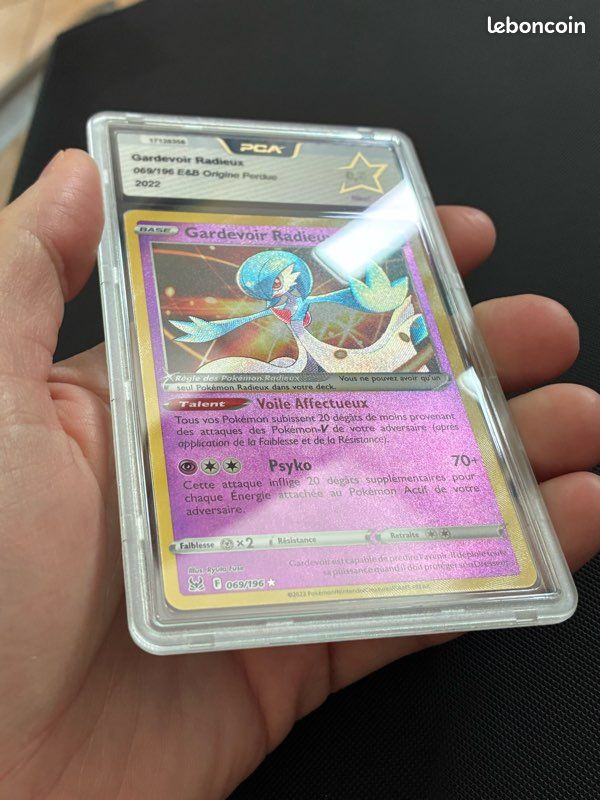 pokemon card 069 196 Radiant Gardevoir Lost Origin Ultra Rare 069/196, NM Pokemon Card main image 0