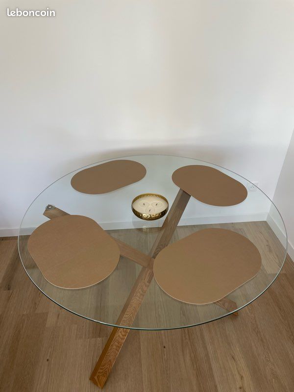 Table de salle à manger (image 1)