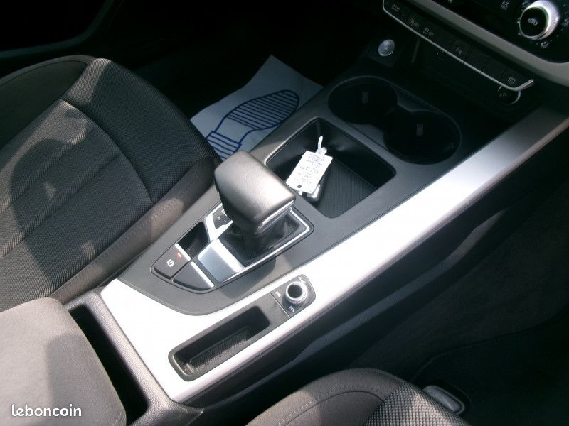 Audi A4 AVANT 30 TDI 136CH BUSINESS LINE S TRONIC 7 7CV (image 19)