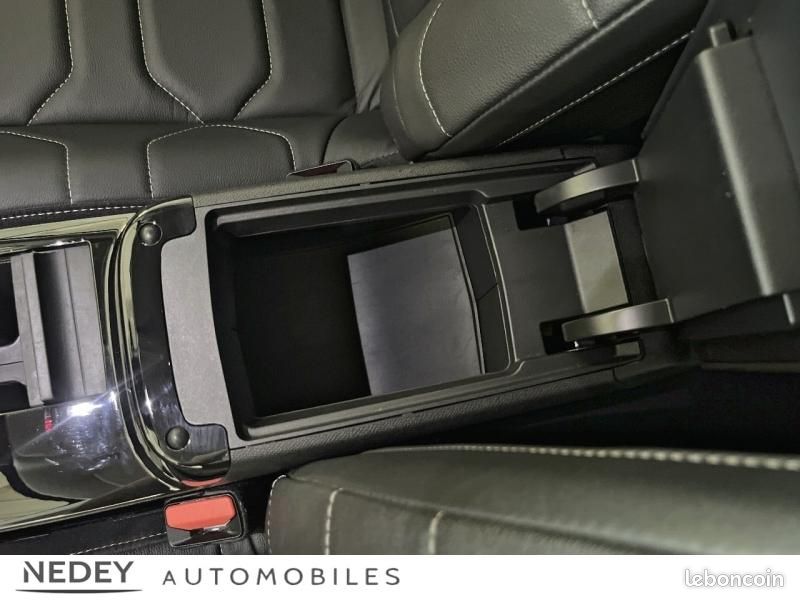 Citroen C4 PureTech 130ch S&S Shine (image 24)