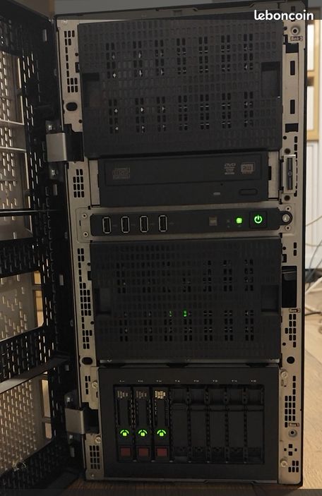 Serveur HP ProLiant ML350p Gen8 (image 2)
