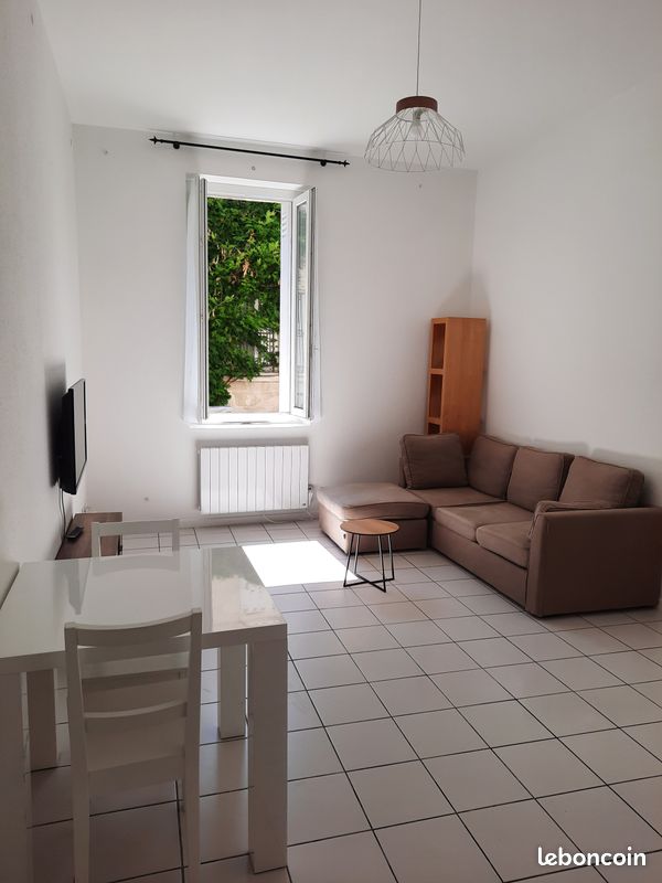Appartement 2 pièces 33 m² · à Bordeaux · 33 m² · 895 €/mois
