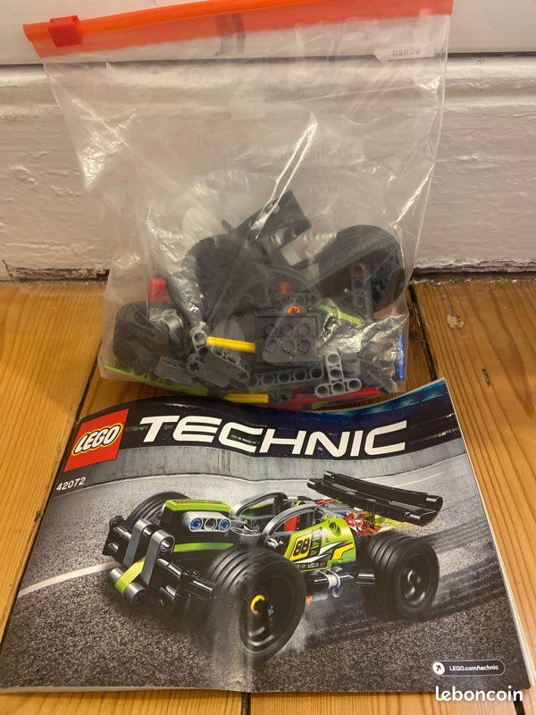Lego technic 42072 voiture Jeux Jouets
