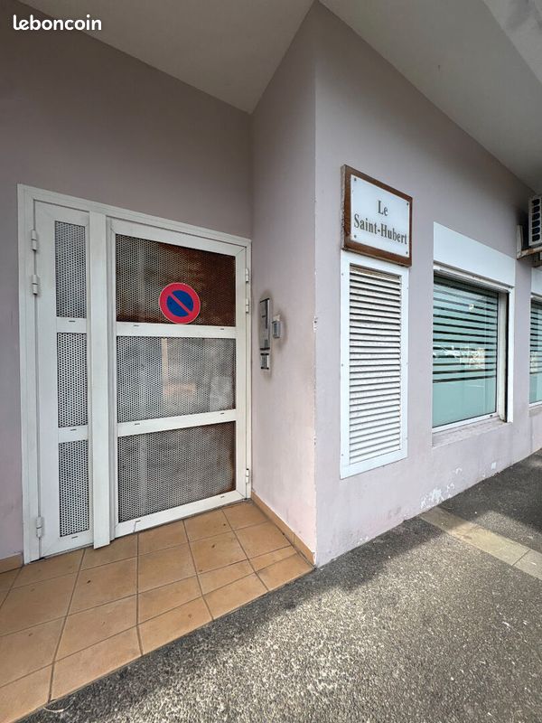 Appartement 2 pièces 44 m² · à Saint-Benoît · 44 m² · 700 €