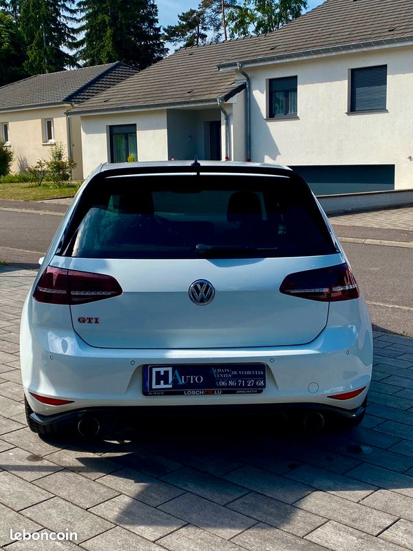 Volkswagen golf 7 GTI 265ch CLUSPORT 1er main suivi réseau Volkswagen (image 4)