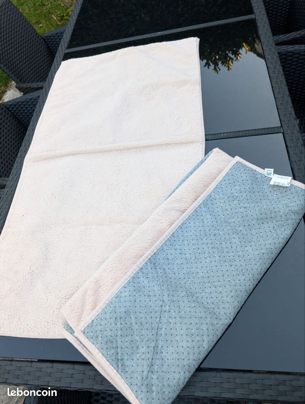 2 tapis rose Alinéa Robin 60*110 cm sortie de lit (image 1)