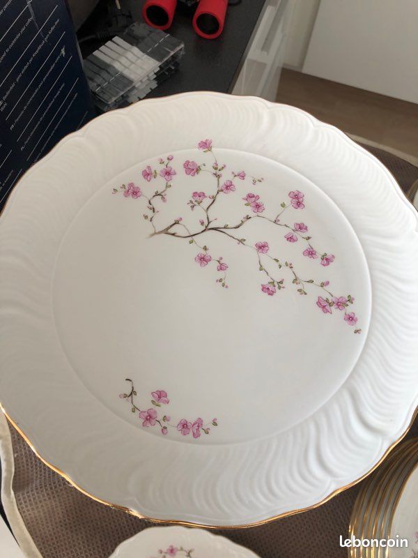 Set entier porcelaine pour 12 personnes 84 pièces (image 12)