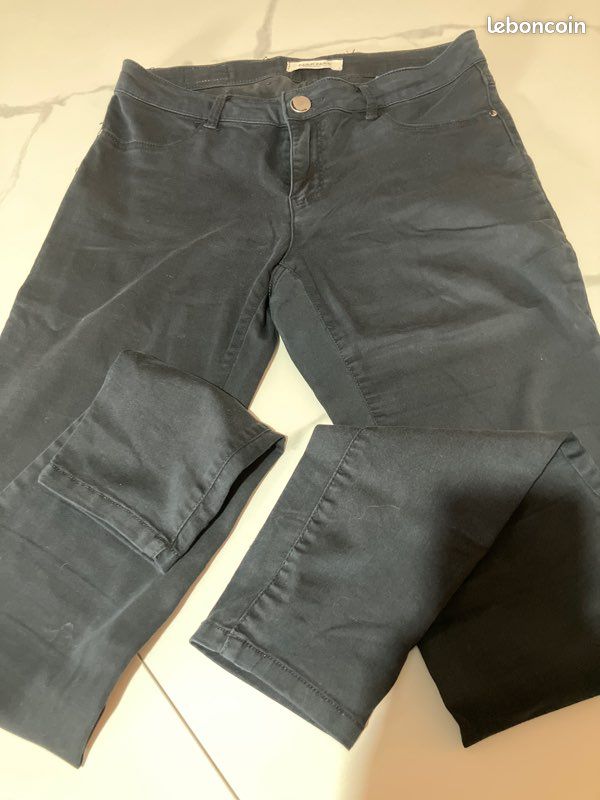 Pantalon NAF NAF TAILLE 38 bleu marine (image 4)