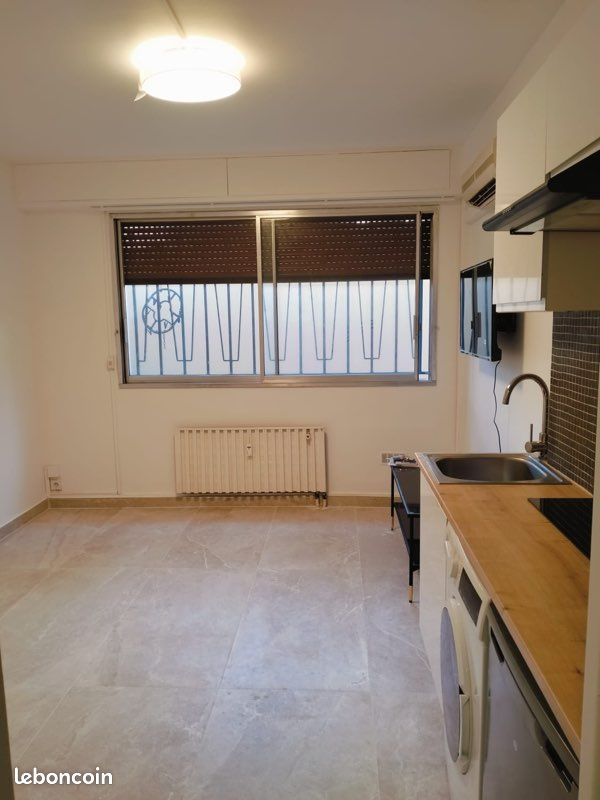 Appartement 1 pièce 19 m² · à Antibes · 19 m² · 690 €/mois