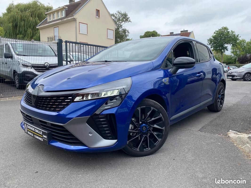 Renault Clio 5 ESPRIT ALPINE HYBRIDE E TECH 145 - CARPLAY/CAMERA/ DETECTEUR ANGLES MORTS/ CHARGEU... (image 3)