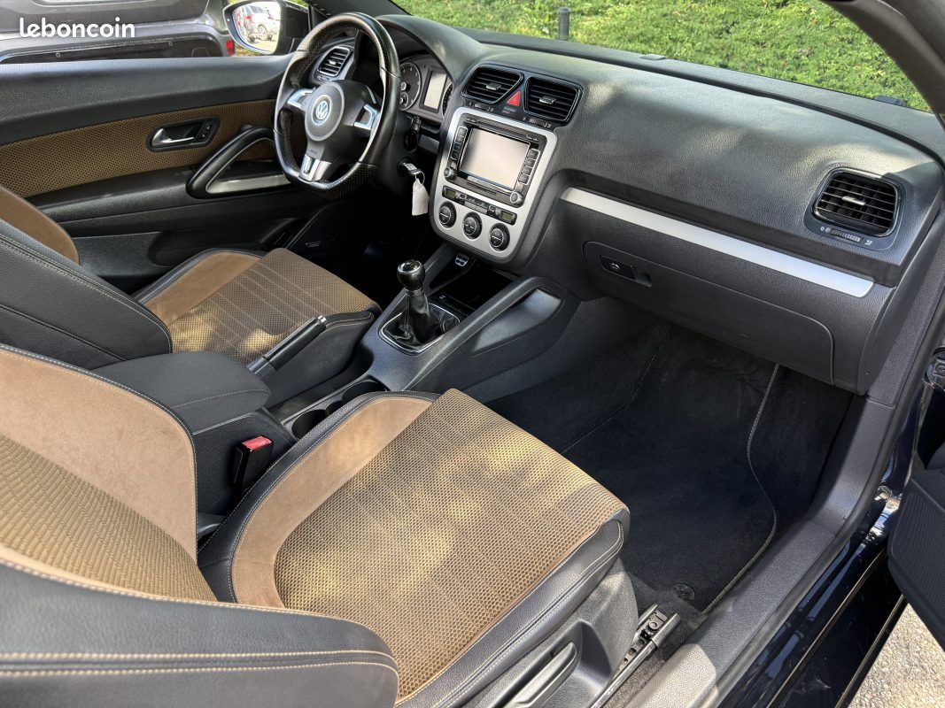 Volkswagen Scirocco 1.4 TSI 160ch Sportline Garantie 6 Mois (image 27)