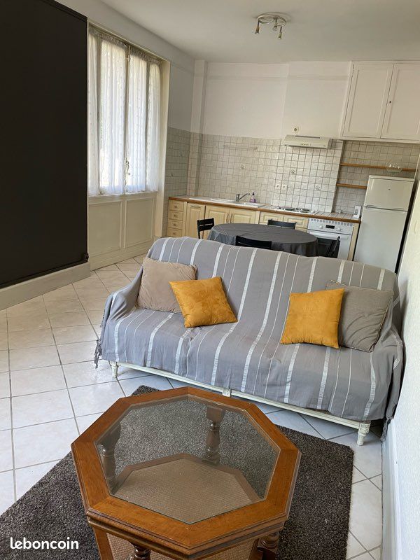 Appartement 2 pièces 52 m² · à Saint-Étienne · 52 m² · 63 000 €