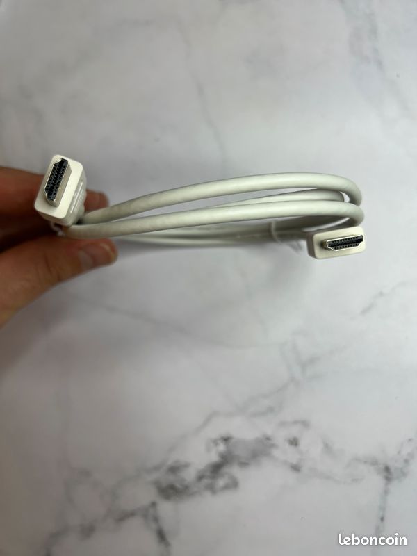 [Neuf] Câble HDMI vers HDMI – neuf – 1m (ou longueur à préciser) (image 2)
