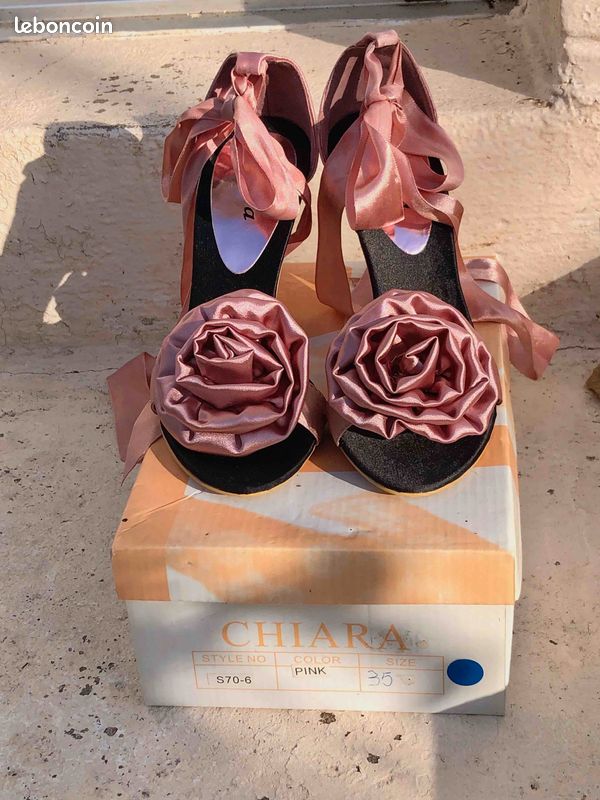 Escarpins Roses Femme – Taille 39 EU (6 UK) – Neufs Sans Boîte