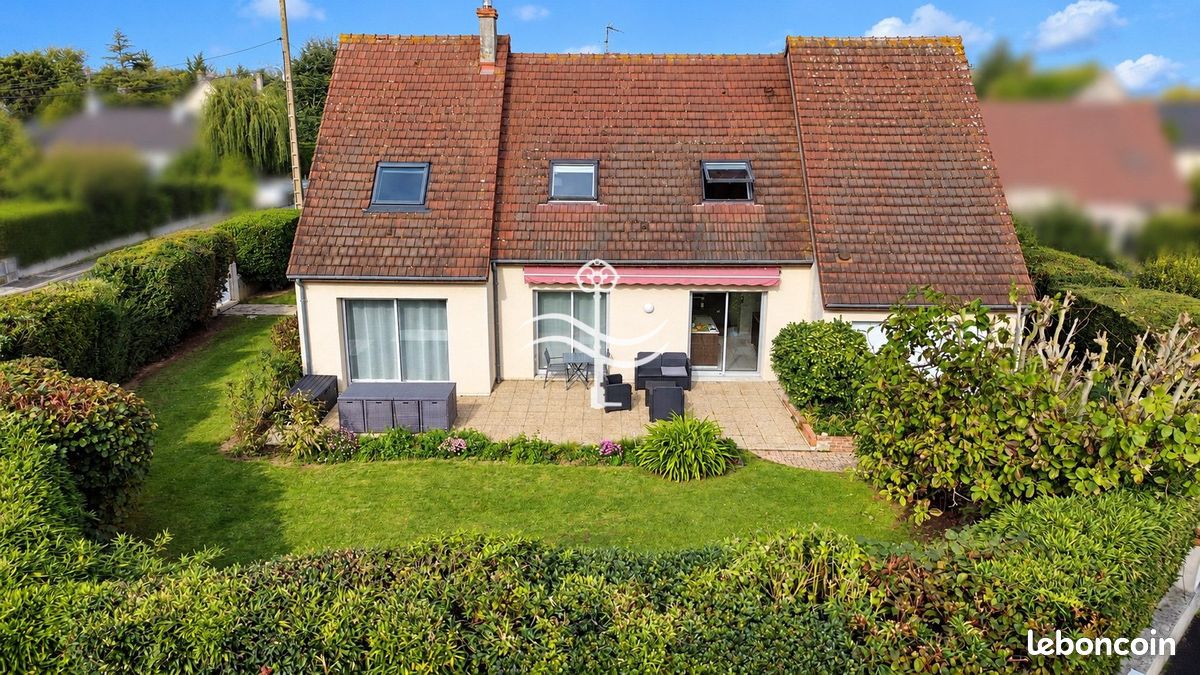 Maison 7 pièces 152 m² · à Luc-sur-Mer · 152 m² · 430 000 €