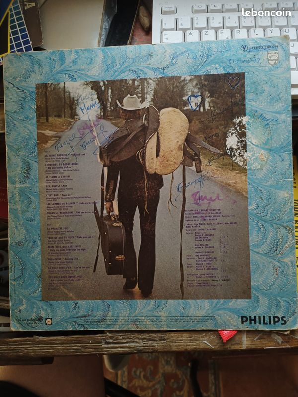 Disque vinyle 33 tours JOHNNY HALLYDAY . TERRE PROMISE (image 2)