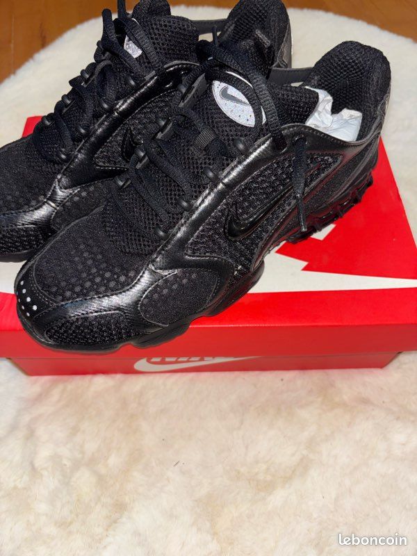 Nike spiridon cage 2 (image 1)