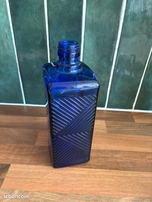 Bouteille bleue (image 2)
