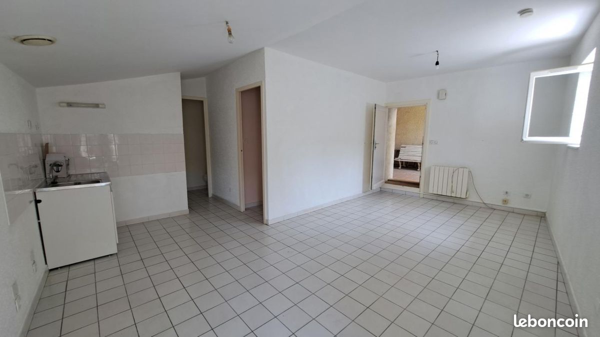 Appartement 1 pièce 35 m² · à Privas · 35 m² · 380 €/mois