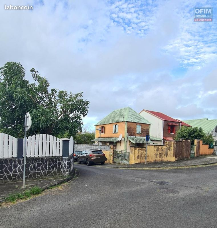 Maison 4 pièces 65 m² · à Sainte-Suzanne · 65 m² · 140 000 €