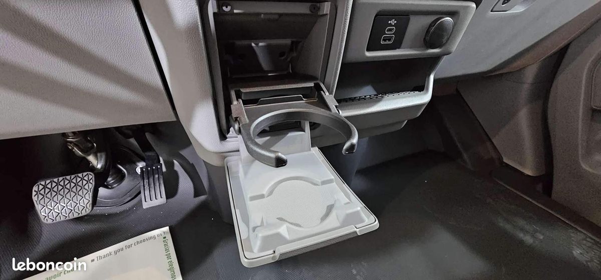 Ford Transit Custom FOURGON 320 L1H1 2.0 ECOBLUE 170 CH BVA8 SPORT (image 34)