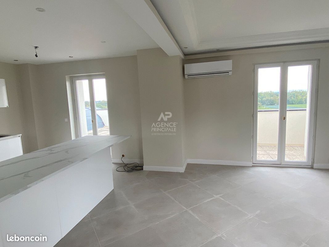 Appartement a louer saint-germain-en-laye - 5 pièce(s) - 135 m2 - Surfyn