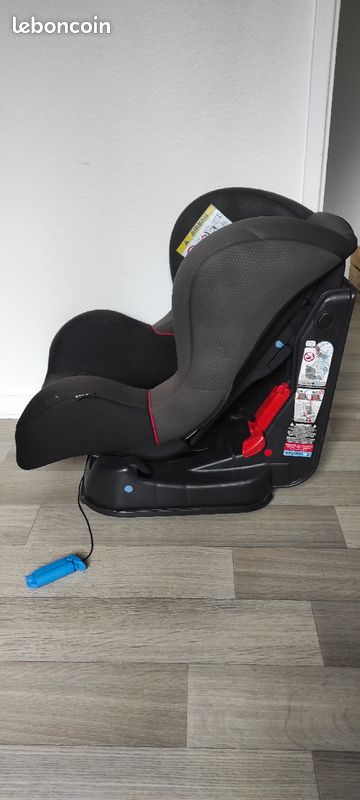 Siège auto Ferrari groupe 1 (9-18kg) – avec base isofix pivotante