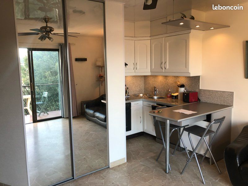 Appartement 2 pièces 32 m² · à Saint-Mandrier-sur-Mer · 32 m² · 750 €