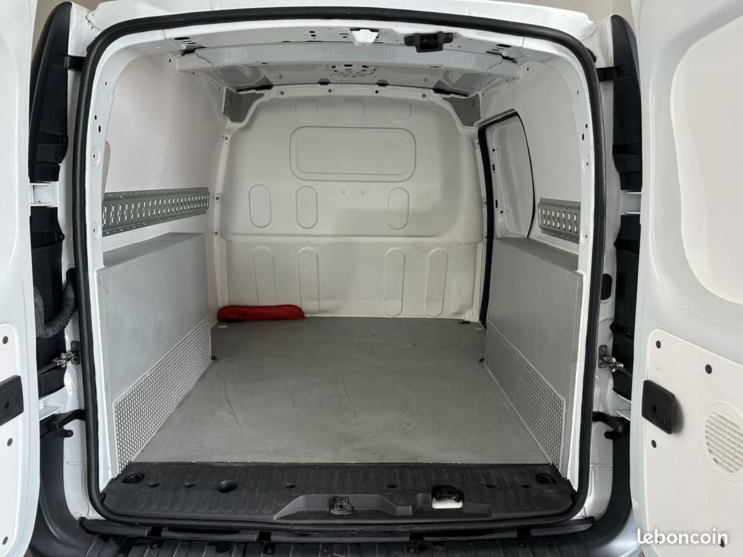 RENAULT KANGOO L1 Z.E. 33 Achat Intégral 2019 II EXPRESS FOURGON Z.E. Extra R-Link PHASE 2 (image 9)