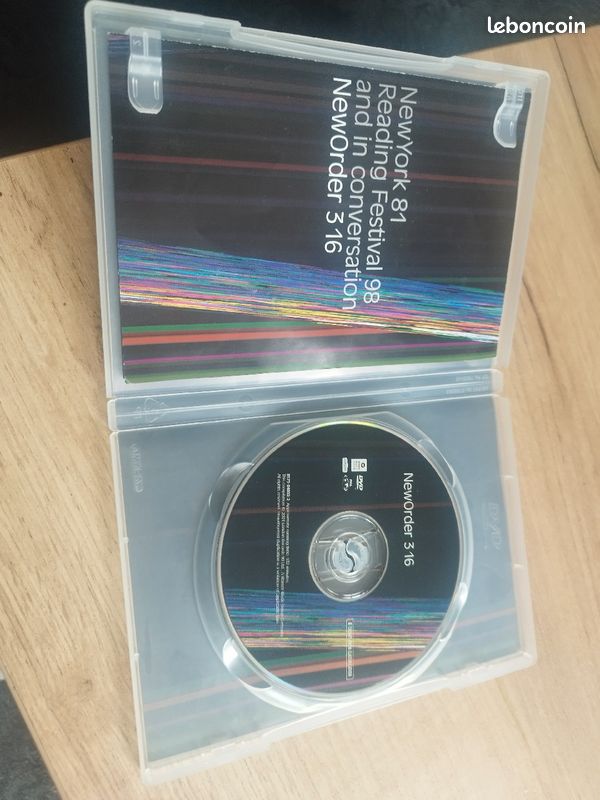 DVD New Order Live (image 1)
