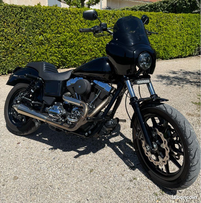 Harley Davidson dyna low rider - Motos