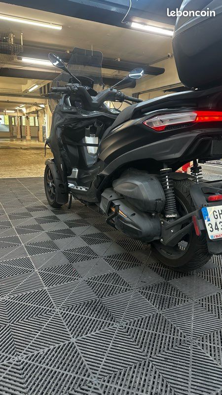 Piaggio MP3 530 HPE – 2022 – 21 133 km – Très bon état (image 4)
