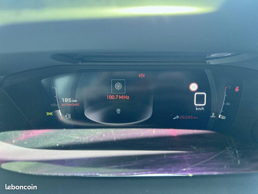 PEUGEOT 208 PureTech 100 S&S BVM6 GT Pack (image 12)