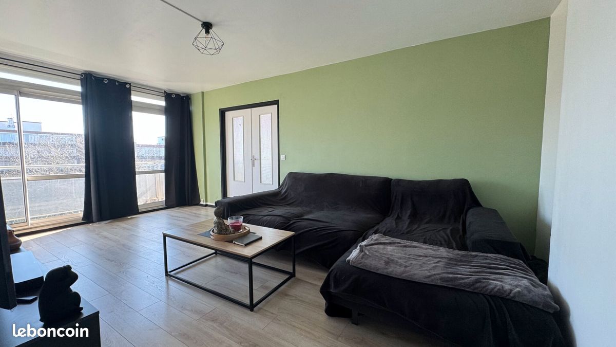 Appartement 5 pièces 105 m² · à Livry-Gargan · 105 m² · 200 000 €