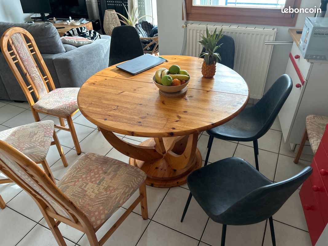 Table et chaises (image 2)