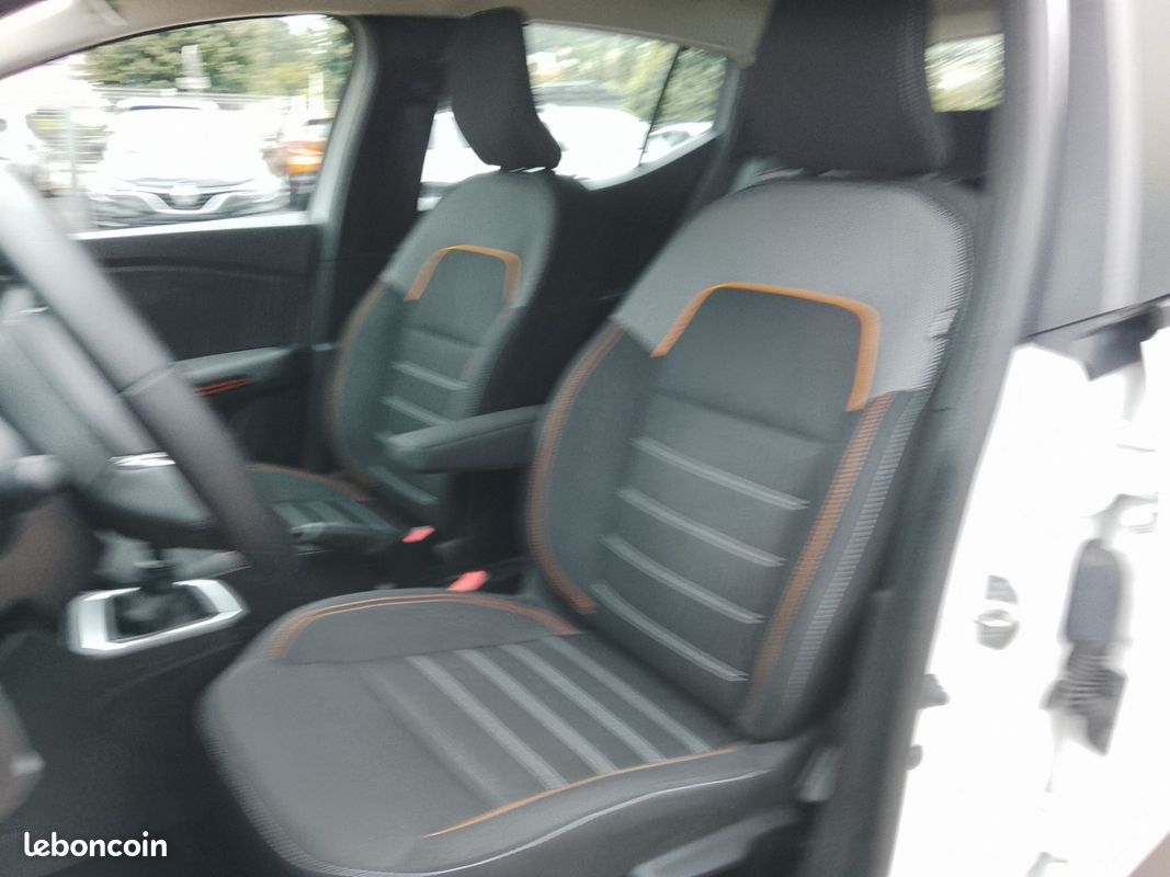 Dacia Sandero Stepway (3) Expression ECO-G 100 -22 (image 17)