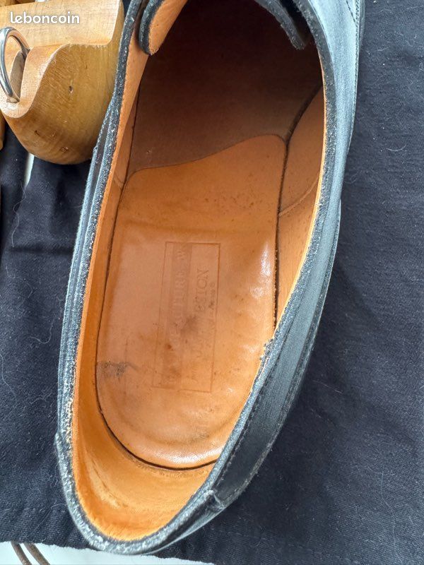 Embauchoirs J.M. Weston En Bois - Tailles 7 Et 8 Dépareillées - Occasion, Couleur Beige - Pour Chaussures De Luxe