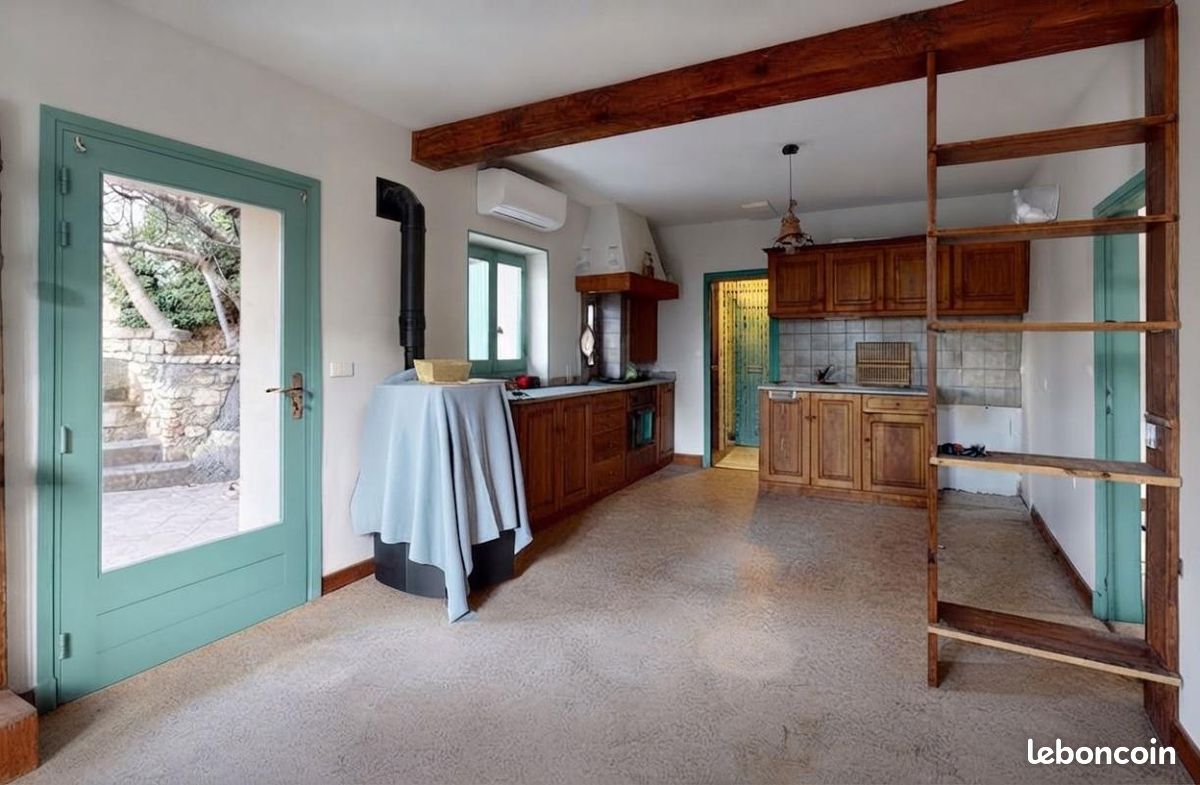 Maison 6 pièces 112 m² · à L'Isle-sur-la-Sorgue · 112 m² · 320 000 €