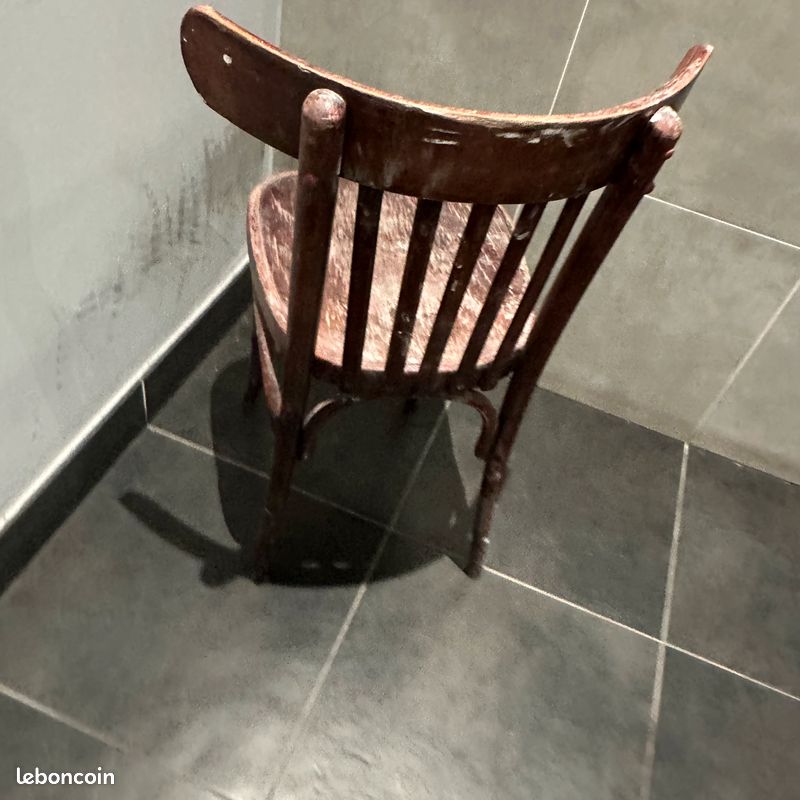 Chaise retro rare -À repeindre si souhaite Zéro casse zéro usure (image 4)