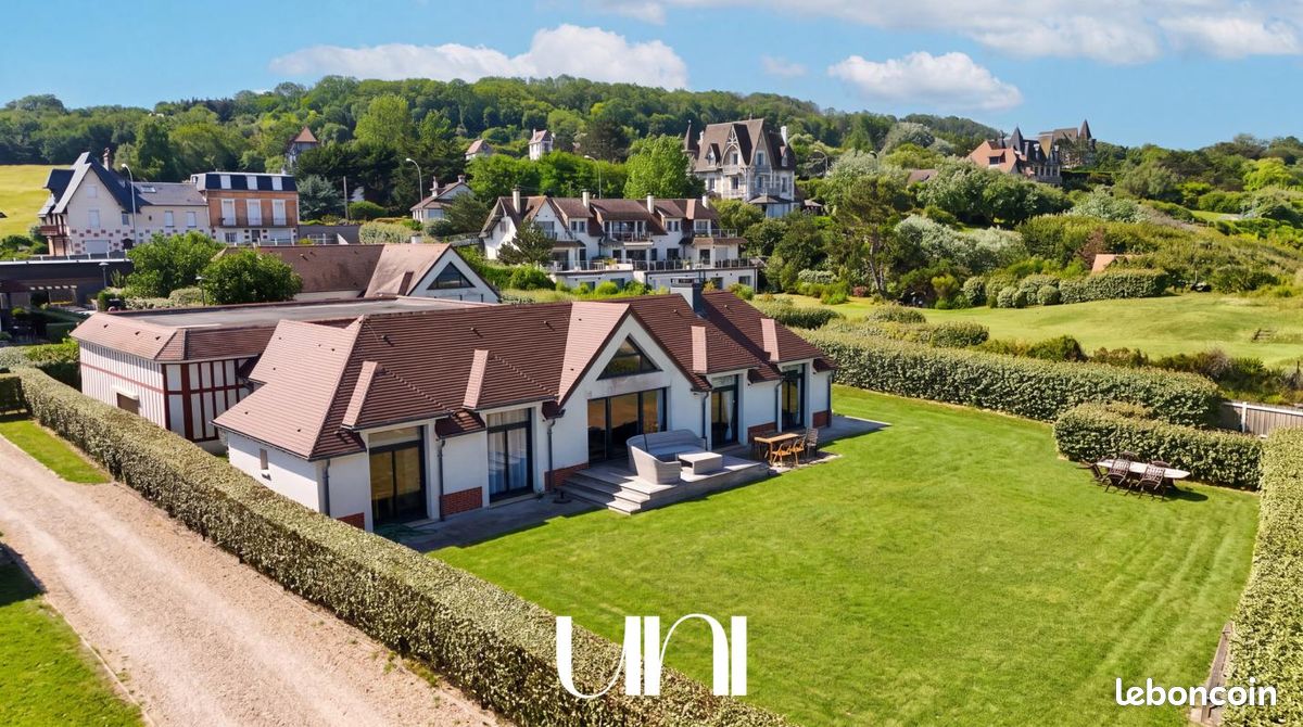 Maison 6 pièces 230 m² · à Deauville · 230 m² · 1 785 000 €