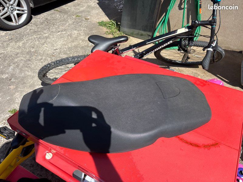 Selle piaggio NRG gen 2 (image 1)