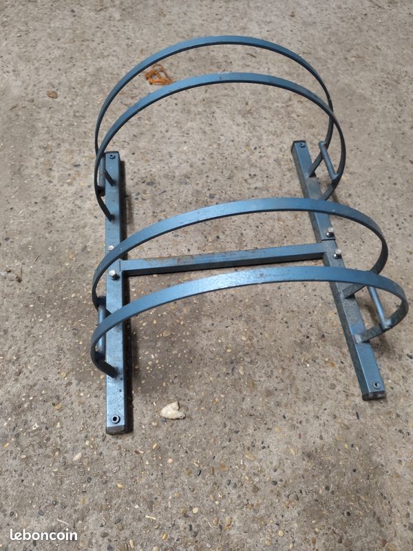 Arceau à vélos en métal pour 2 places (image 2)