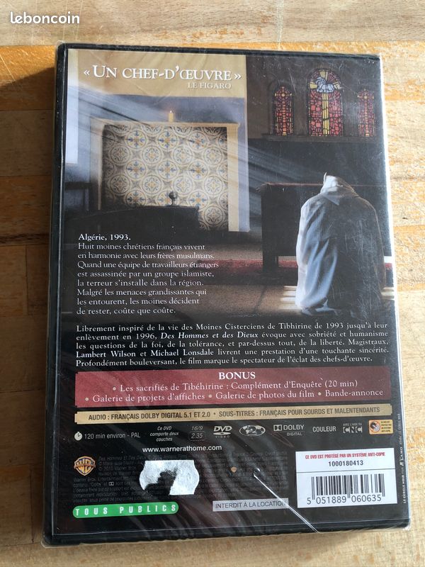 DVD Des hommes et des dieux (image 3)